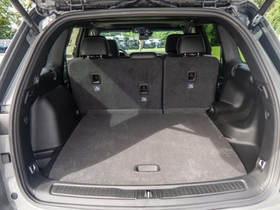 2027 Jeep Grand Cherokee Laredo Altitude