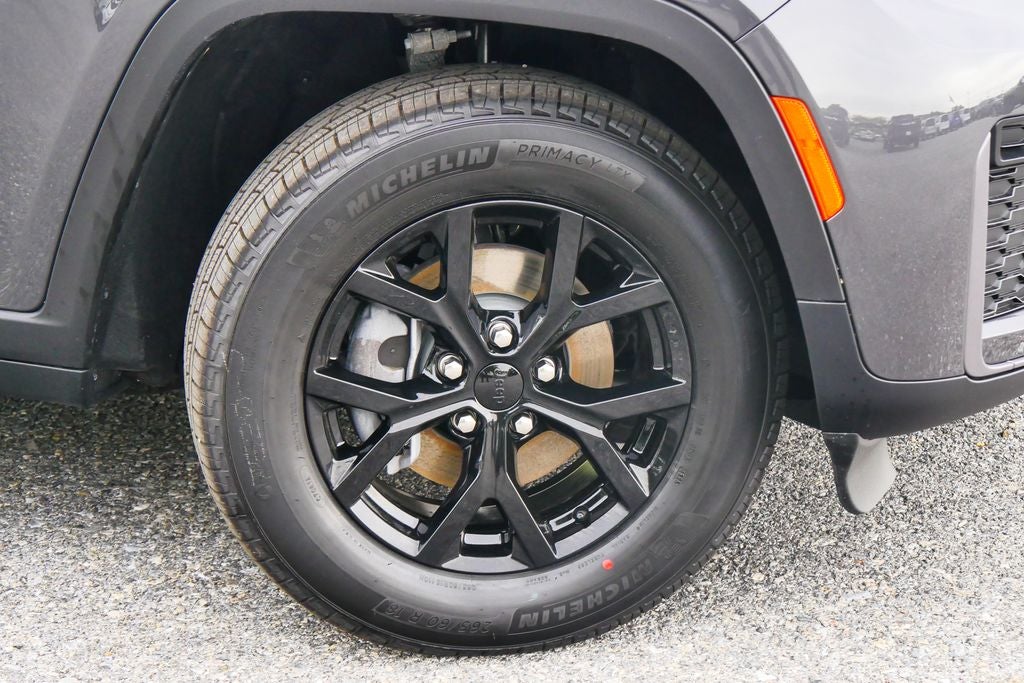 2026 Jeep Grand Cherokee Laredo