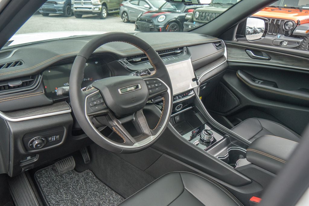 2026 Jeep Grand Cherokee 85th Anniversary Edition