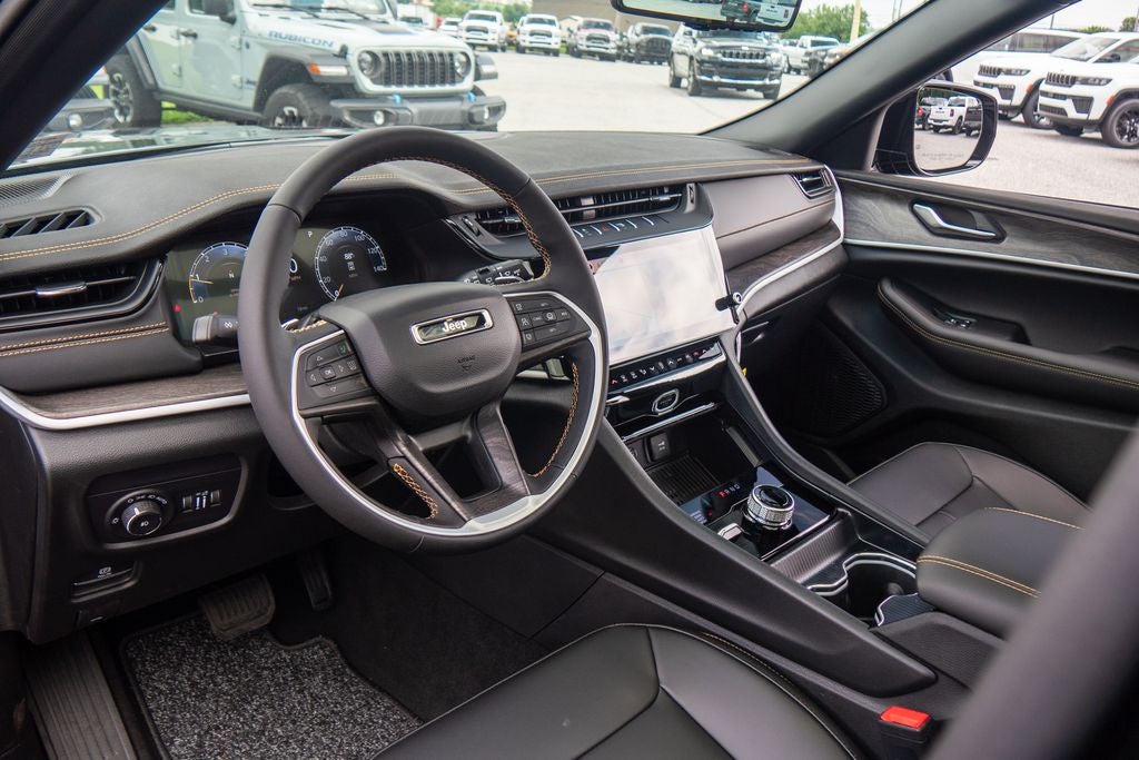 2026 Jeep Grand Cherokee 85th Anniversary Edition