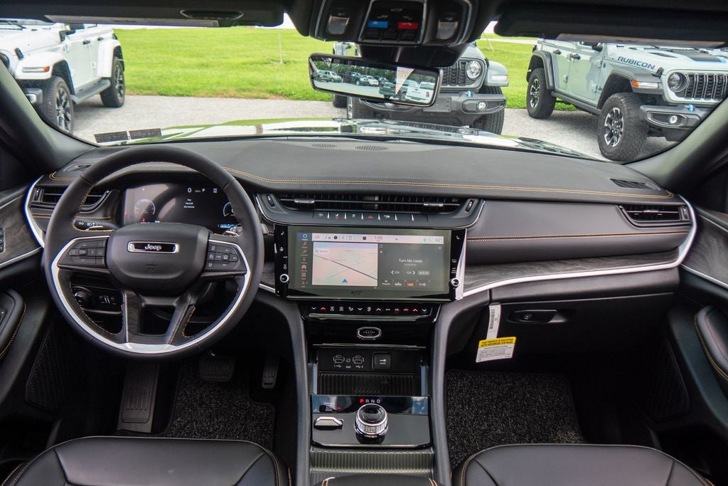 2026 Jeep Grand Cherokee 85th Anniversary Edition