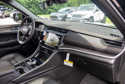 2026 Jeep Grand Cherokee 85th Anniversary Edition
