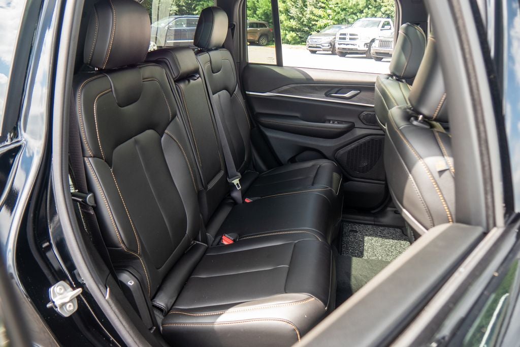 2026 Jeep Grand Cherokee 85th Anniversary Edition