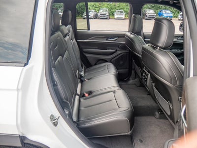 2027 Jeep Grand Cherokee Limited Reserve