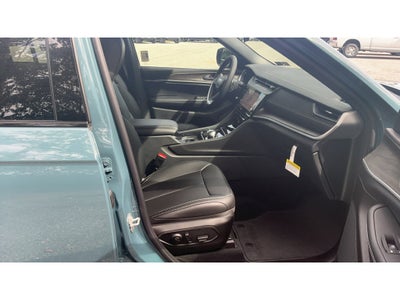 2027 Jeep Grand Cherokee Limited