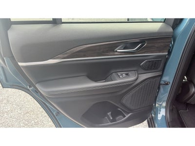2027 Jeep Grand Cherokee Limited