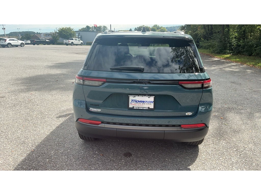 2027 Jeep Grand Cherokee Limited