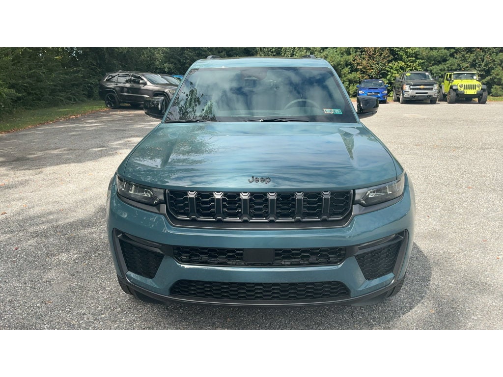 2027 Jeep Grand Cherokee Limited