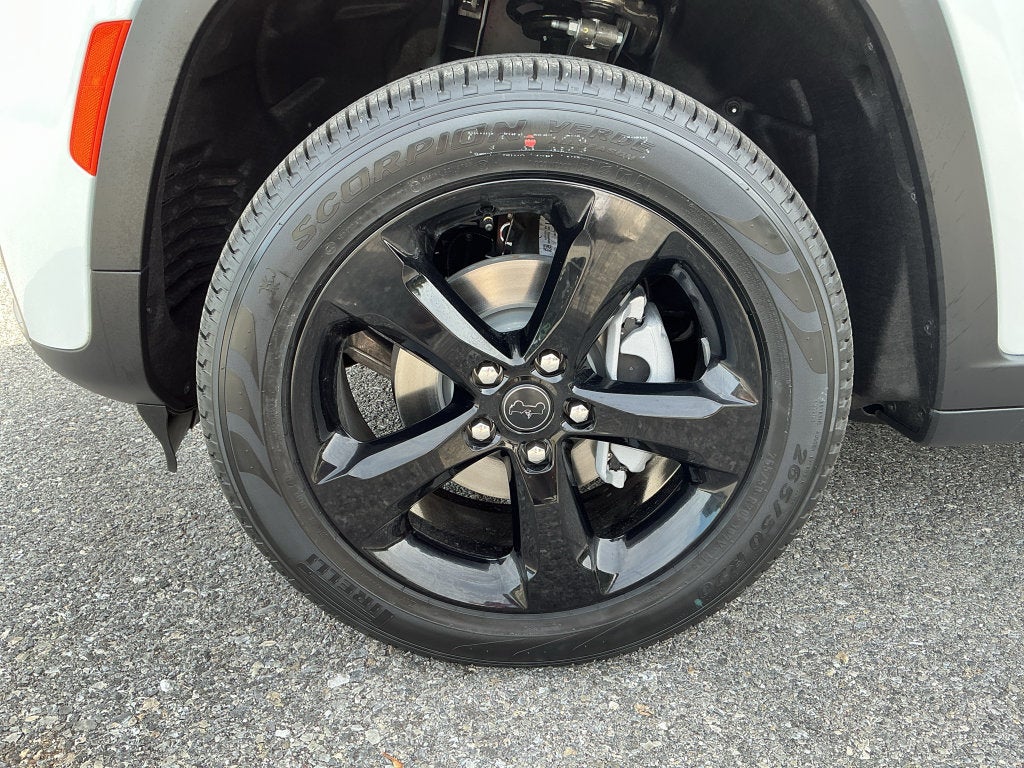 2027 Jeep Grand Cherokee Limited