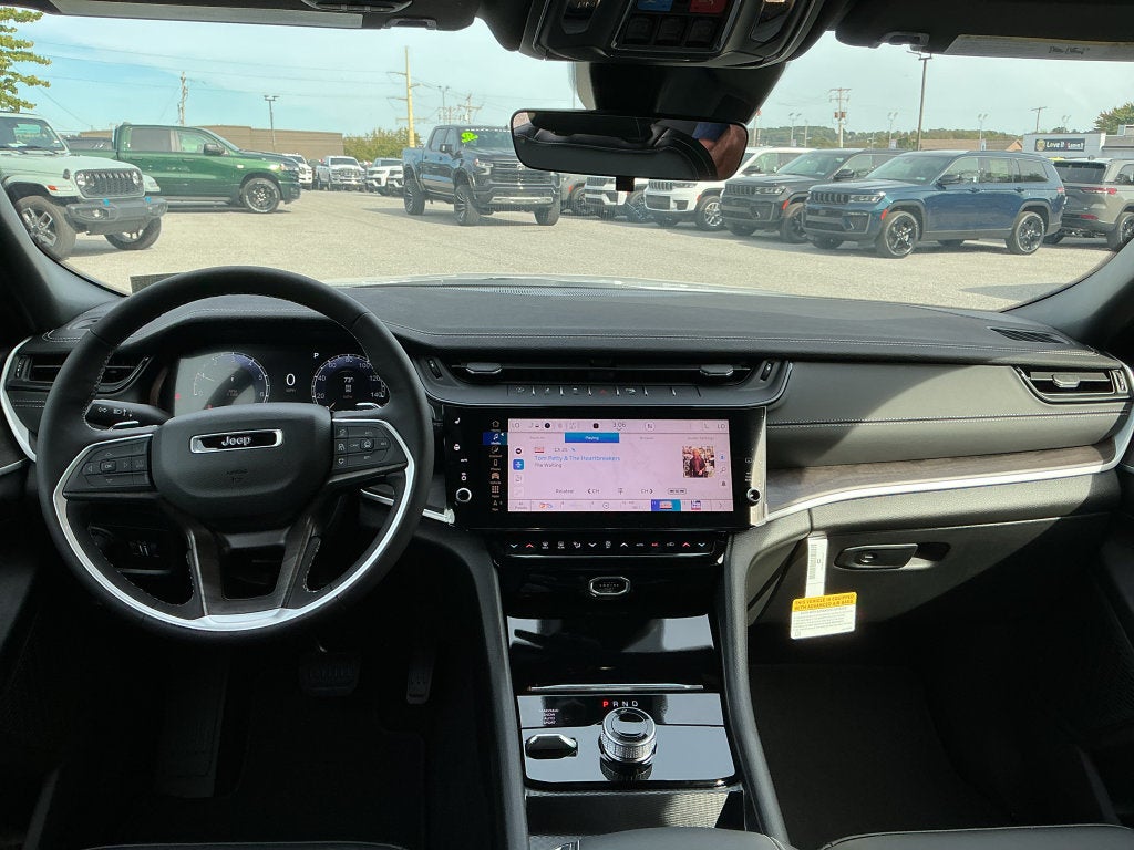 2027 Jeep Grand Cherokee Limited