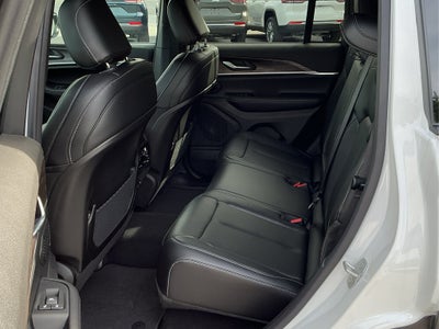 2027 Jeep Grand Cherokee Limited