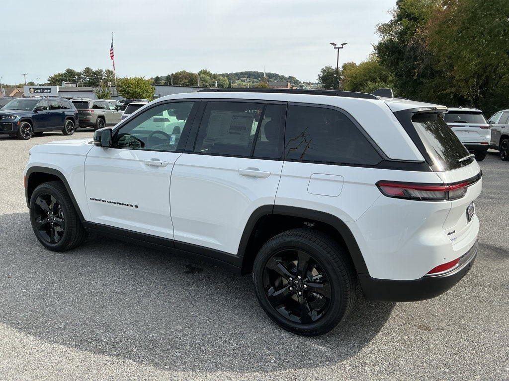 2027 Jeep Grand Cherokee Limited