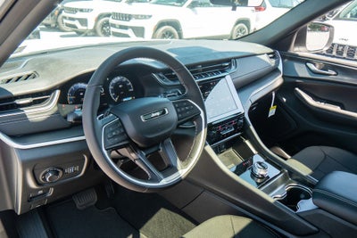 2026 Jeep Grand Cherokee L Laredo
