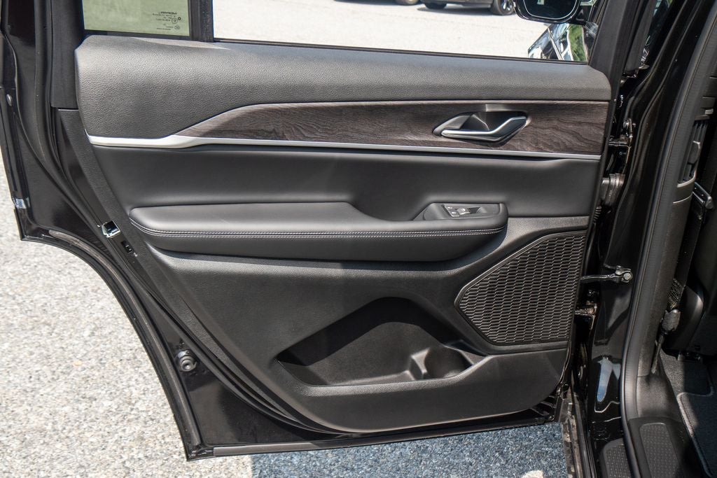 2026 Jeep Grand Cherokee L Altitude