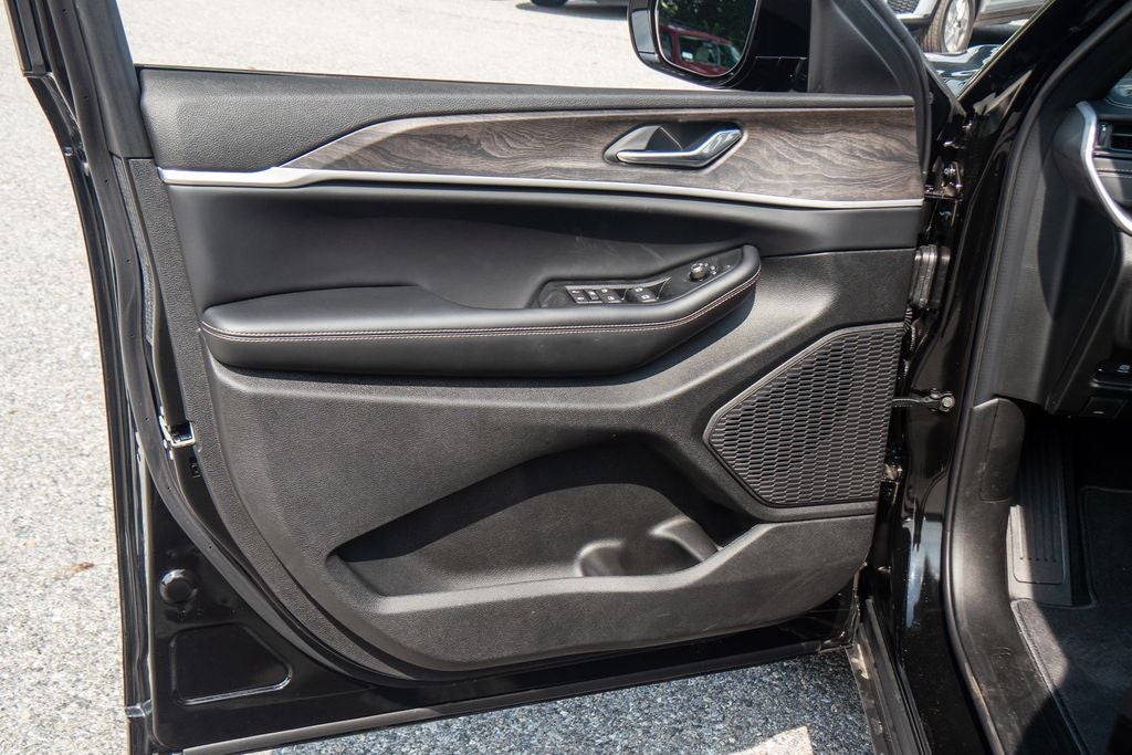 2026 Jeep Grand Cherokee L Altitude