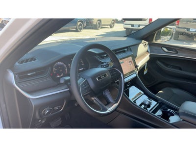 2027 Jeep Grand Cherokee L Laredo Altitude