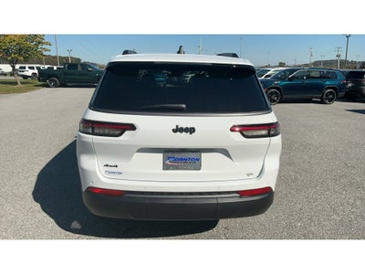 2027 Jeep Grand Cherokee L Laredo Altitude