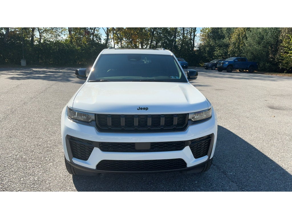 2027 Jeep Grand Cherokee L Laredo Altitude