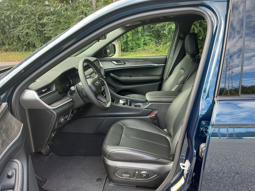2027 Jeep Grand Cherokee L Limited