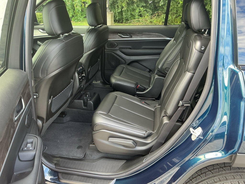 2027 Jeep Grand Cherokee L Limited
