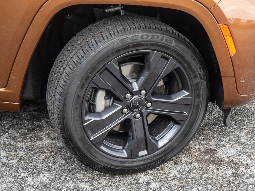 2027 Jeep Grand Cherokee L Limited Reserve