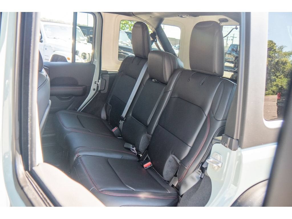 2027 Jeep Wrangler Rubicon