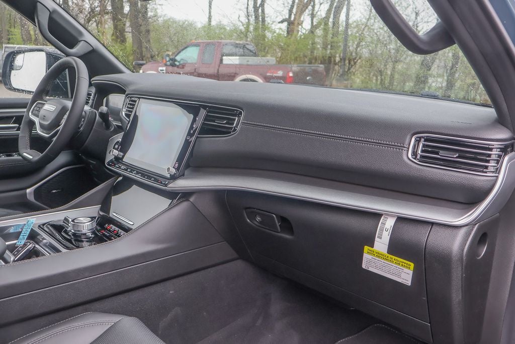 2026 Jeep Grand Wagoneer L 4x4