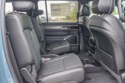 2026 Jeep Grand Wagoneer L 4x4