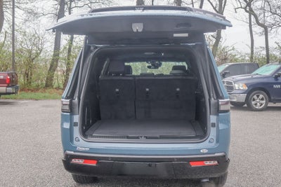 2026 Jeep Grand Wagoneer L 4x4