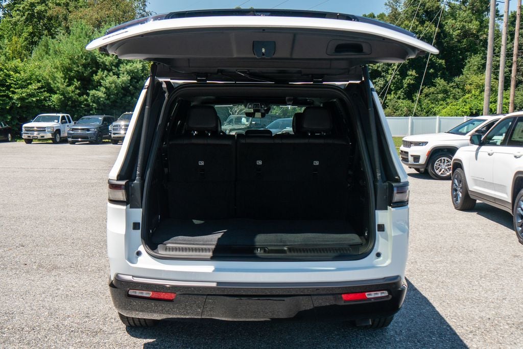2026 Jeep Grand Wagoneer Limited Altitude