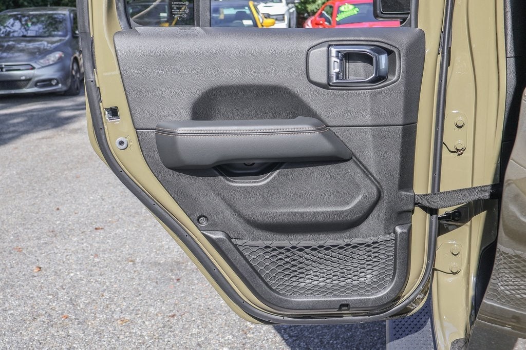 2025 Jeep Gladiator High Tide