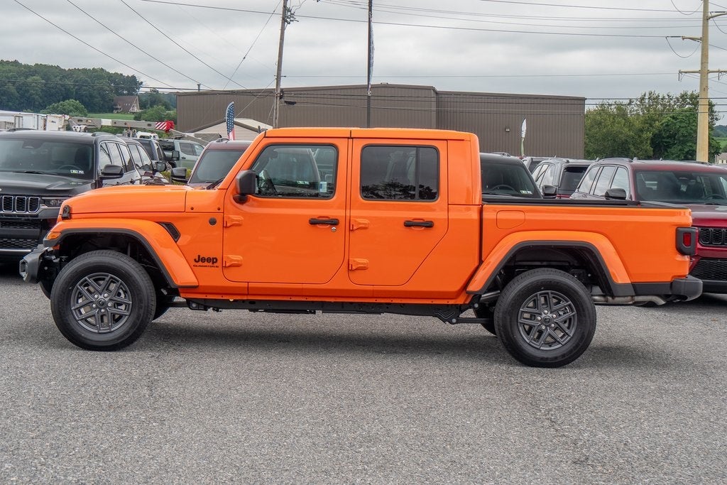 2025 Jeep Gladiator Sport S
