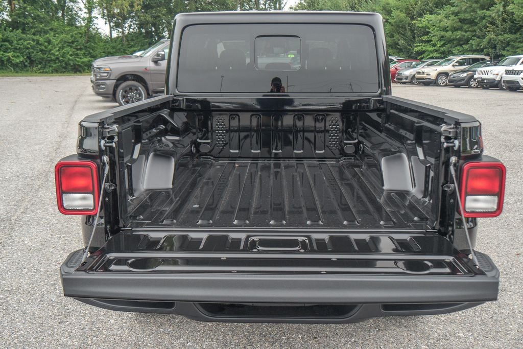 2026 Jeep Gladiator Sport S