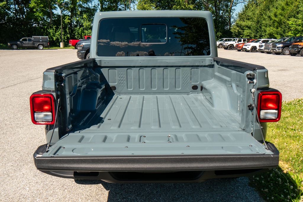2026 Jeep Gladiator Sport S