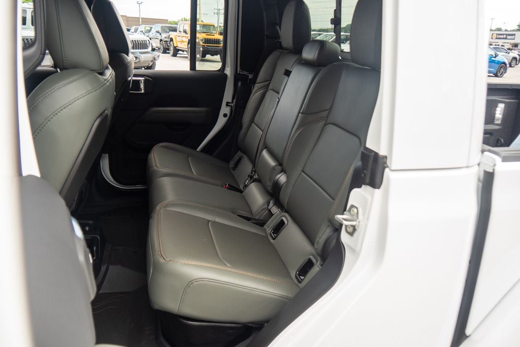 2026 Jeep Gladiator Mojave X