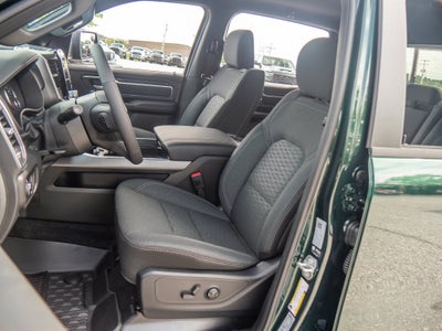 2027 RAM 1500 Big Horn/Lone Star