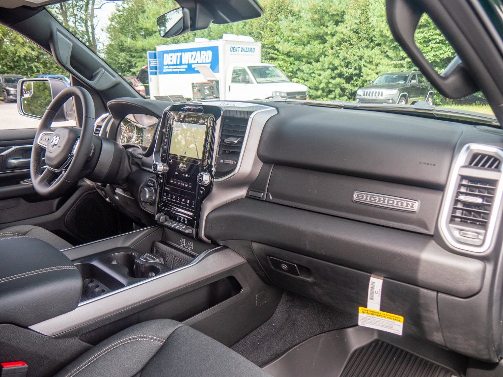 2027 RAM 1500 Big Horn/Lone Star