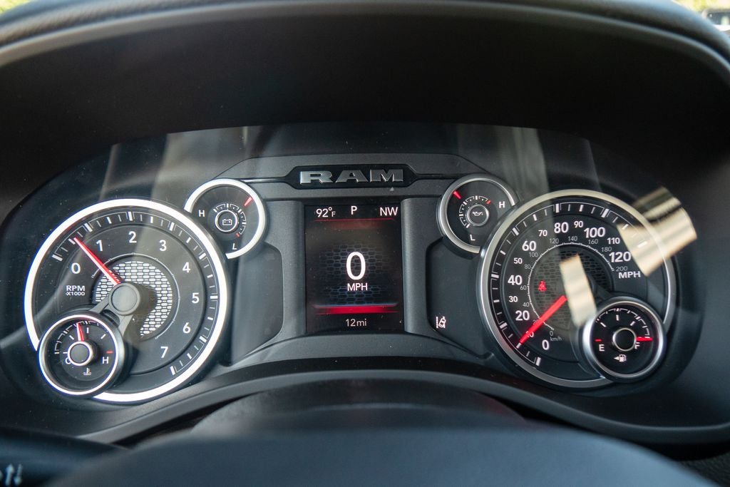 2027 RAM 1500 Big Horn/Lone Star