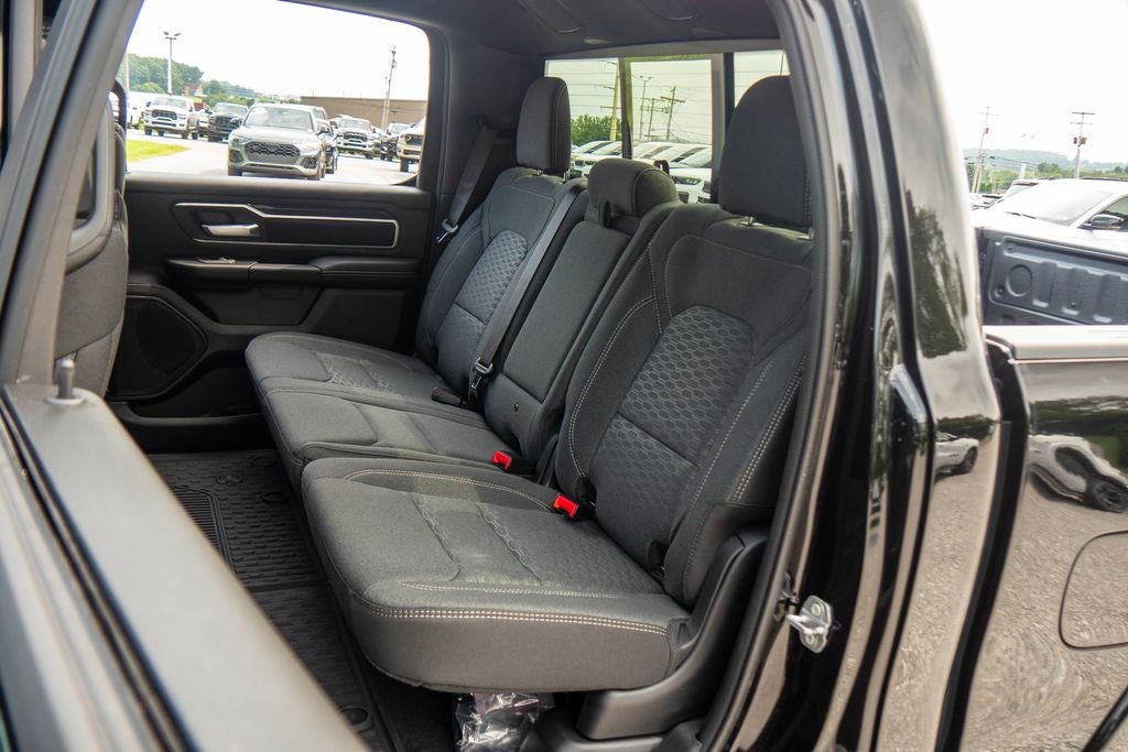 2027 RAM 1500 Big Horn/Lone Star