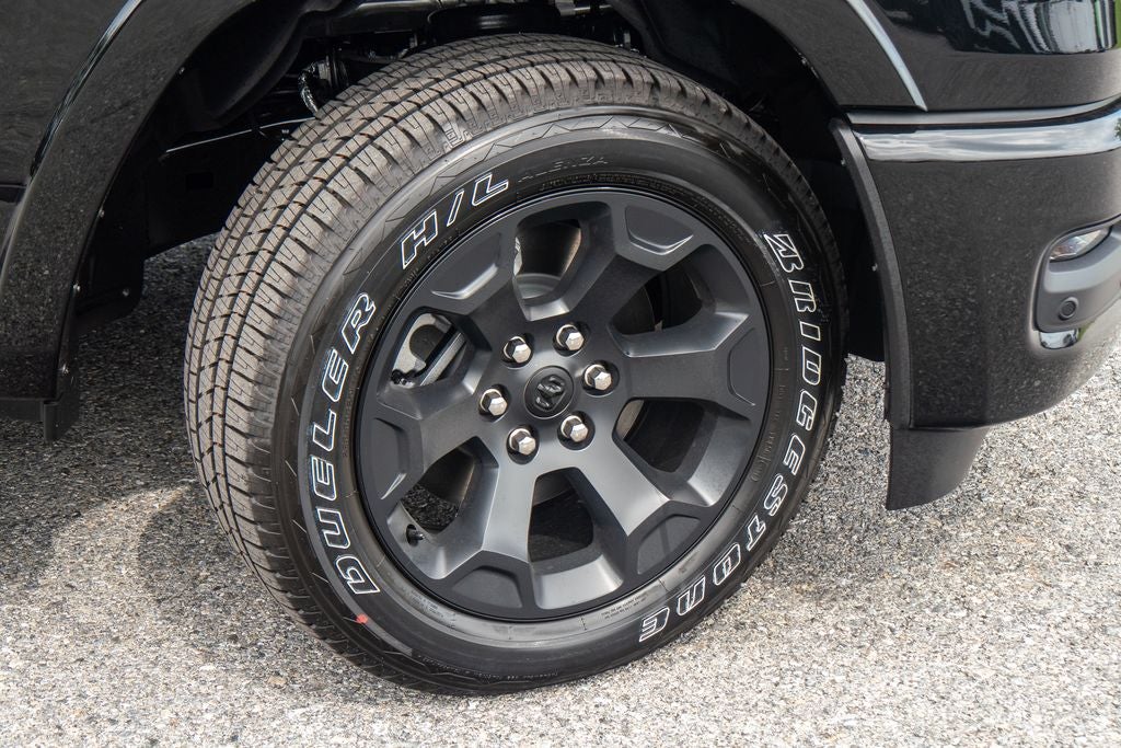 2027 RAM 1500 Big Horn/Lone Star