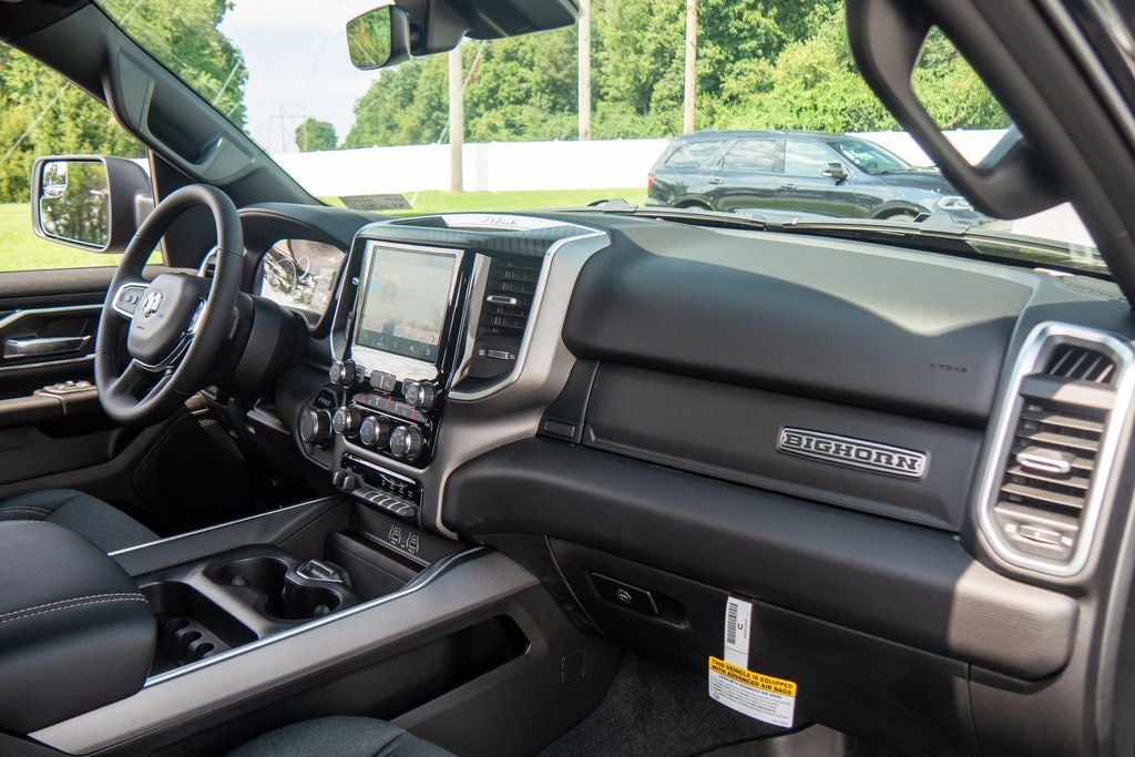 2027 RAM 1500 Big Horn/Lone Star
