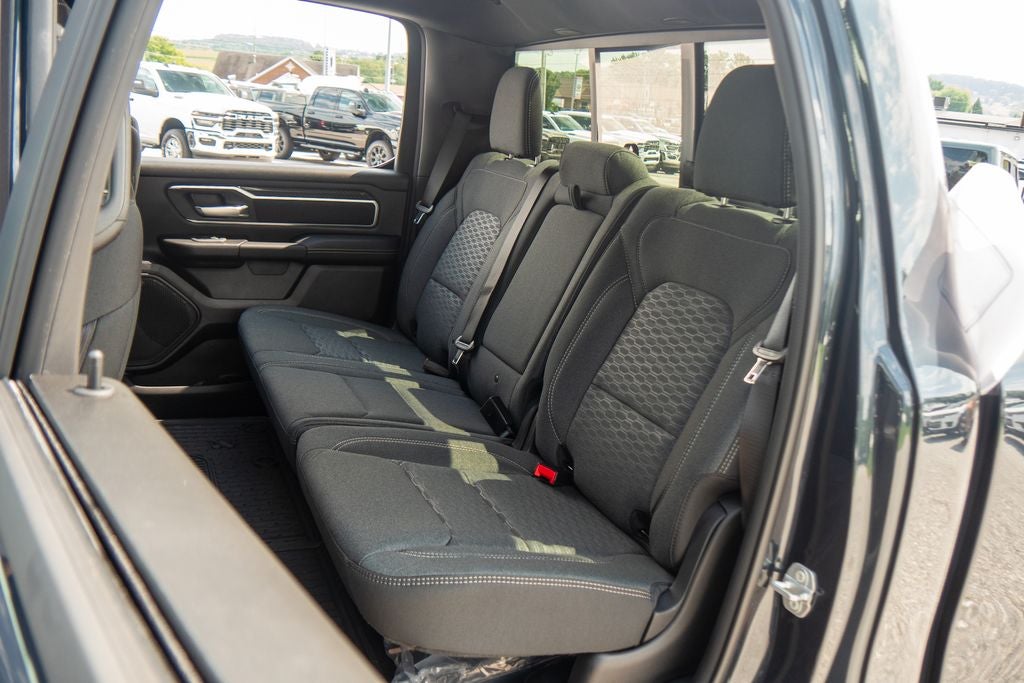 2027 RAM 1500 Big Horn/Lone Star