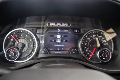 2027 RAM 1500 Big Horn/Lone Star
