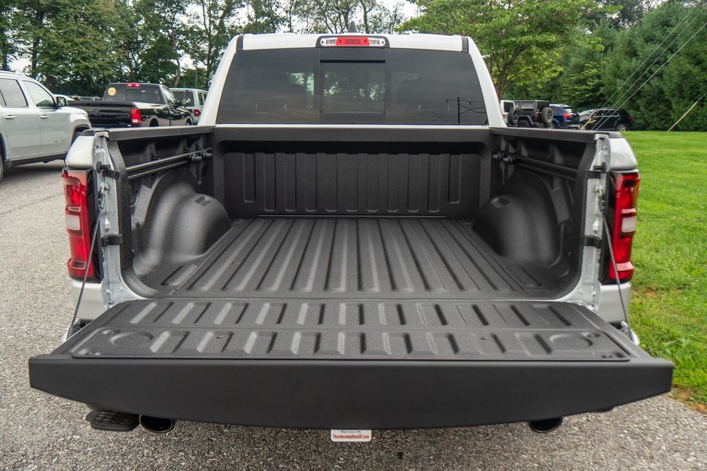 2027 RAM 1500 Big Horn/Lone Star