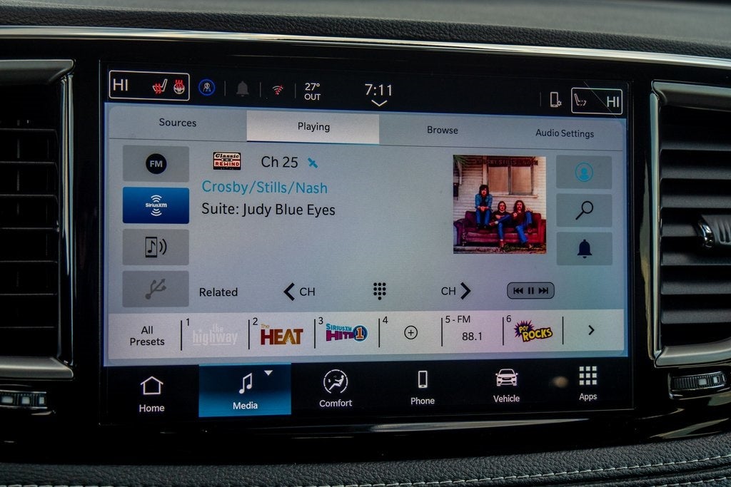 2026 Chrysler Pacifica Select