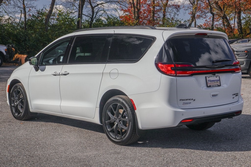 2026 Chrysler Pacifica Limited