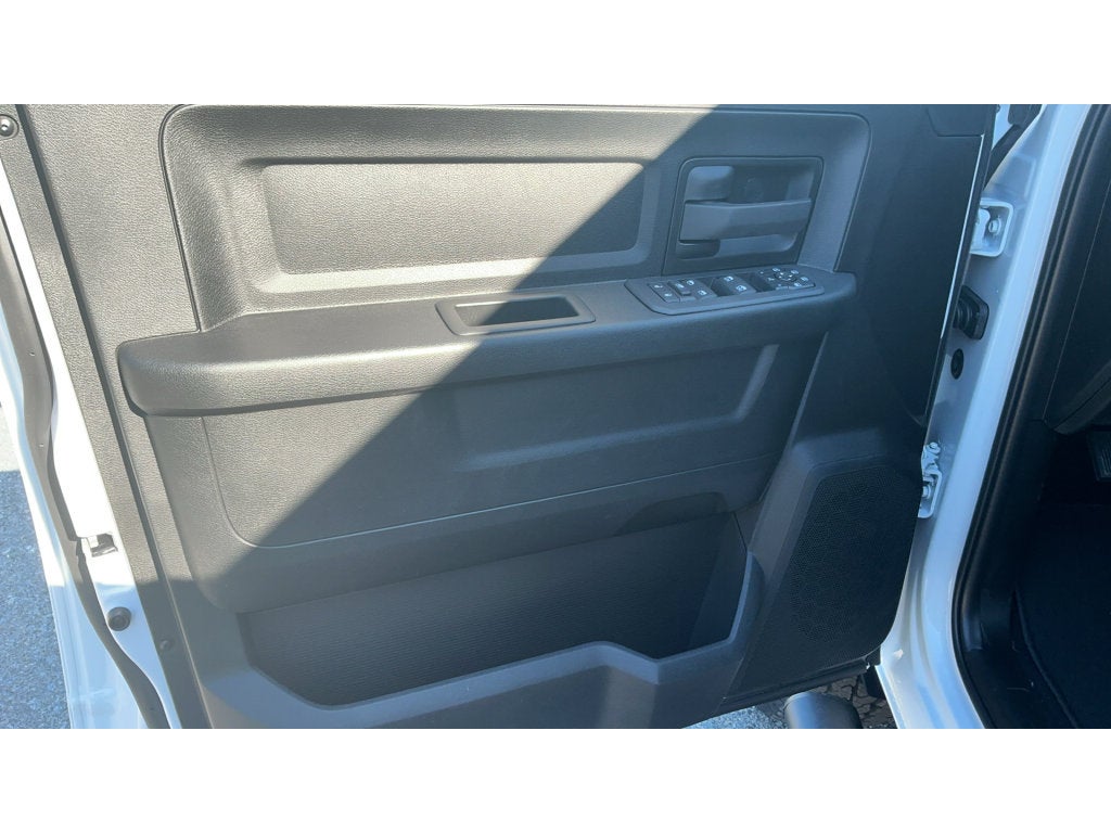 2027 RAM 2500 Black Express