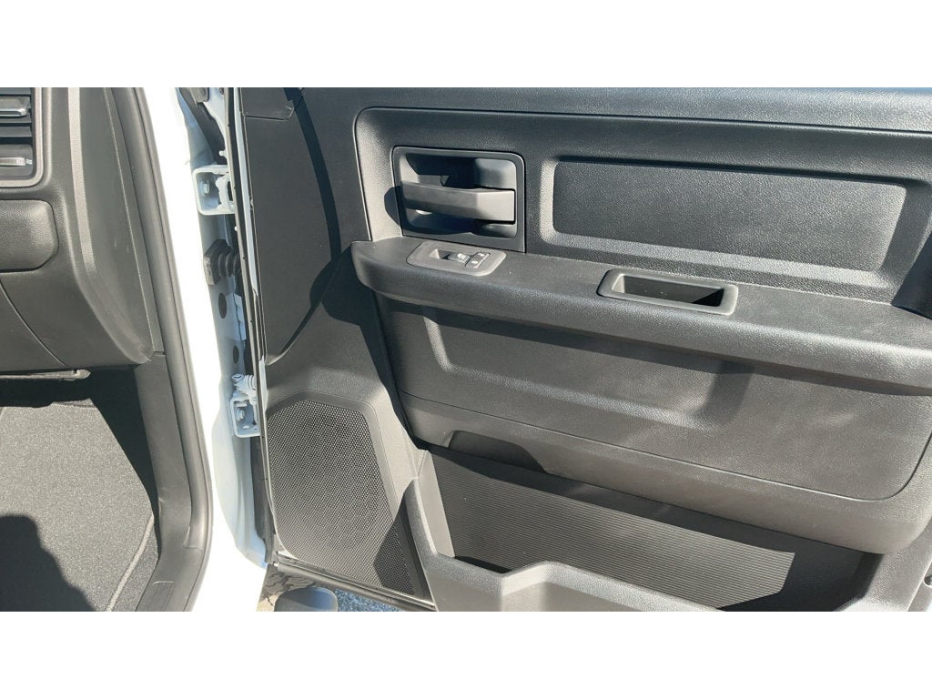 2027 RAM 2500 Black Express