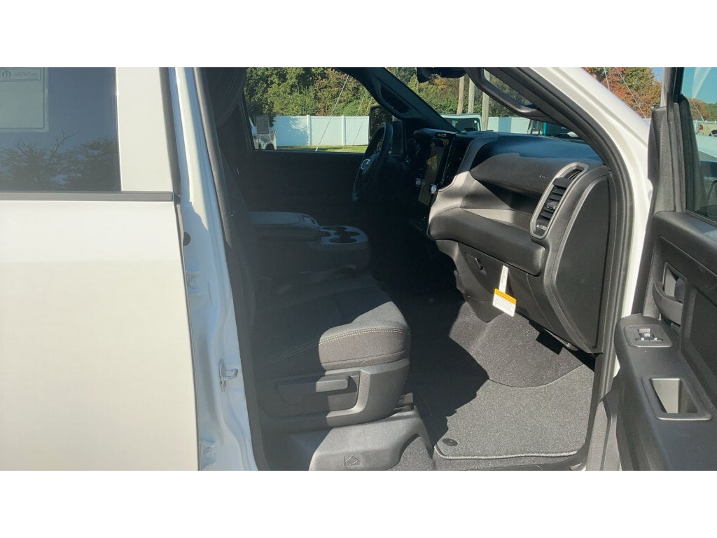 2027 RAM 2500 Black Express