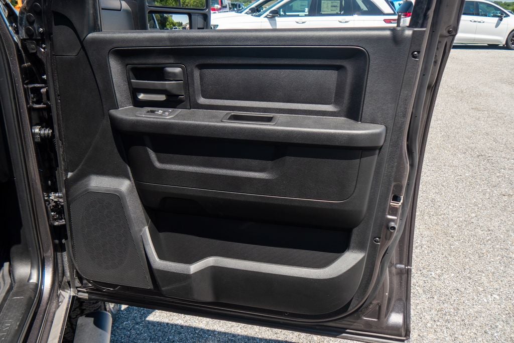 2026 RAM 2500 Tradesman Black Express
